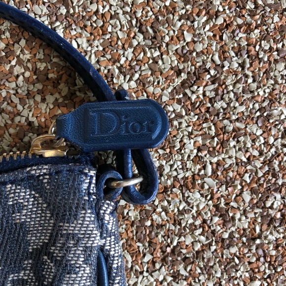 SOLD—Authentic Dior saddle bag—excellent condition - Picture 3 of 7